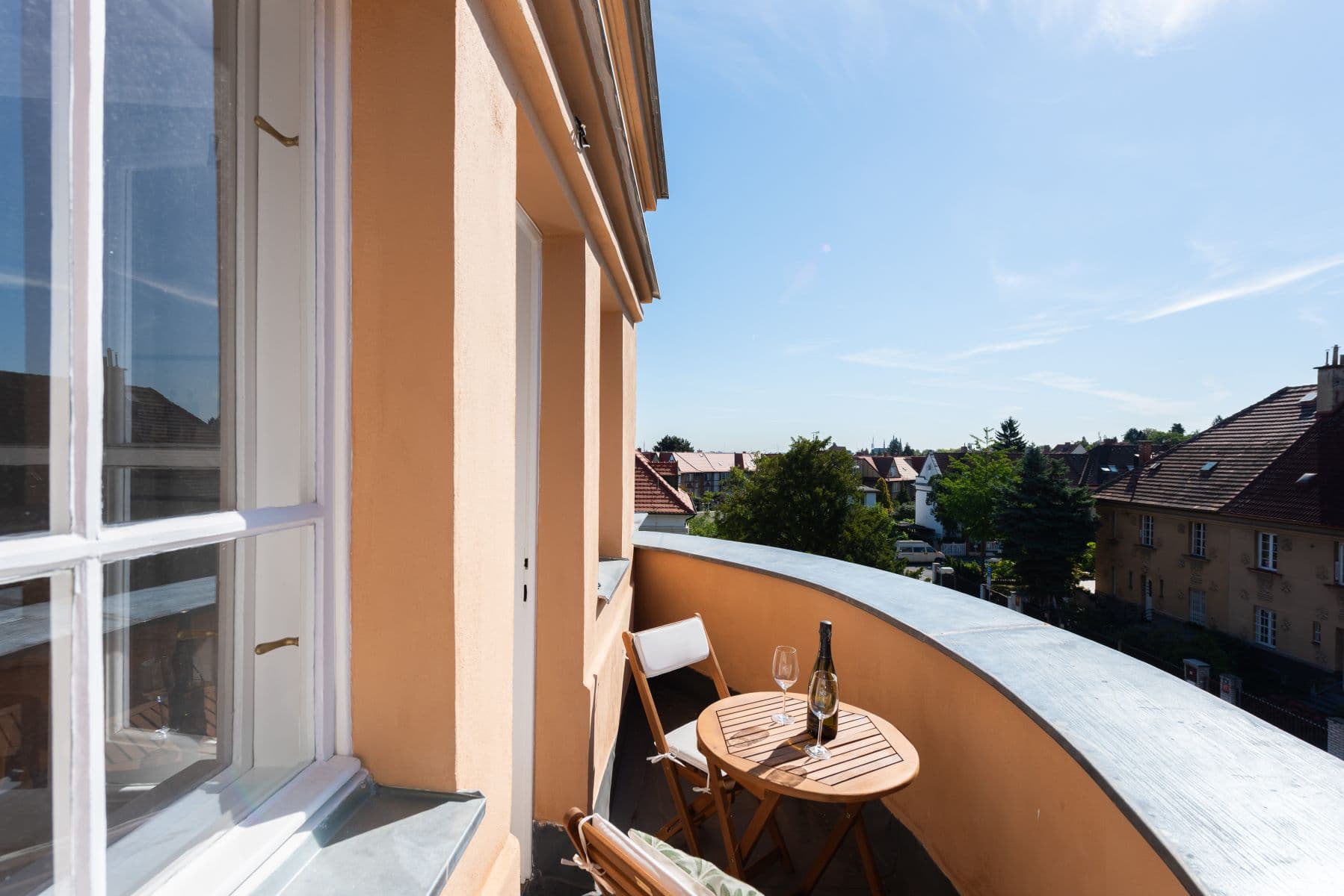 Prenájom bytu 90 m², Lomená, Praha, Praha Prenájom bytu 90 m², Lomená, Praha, Praha