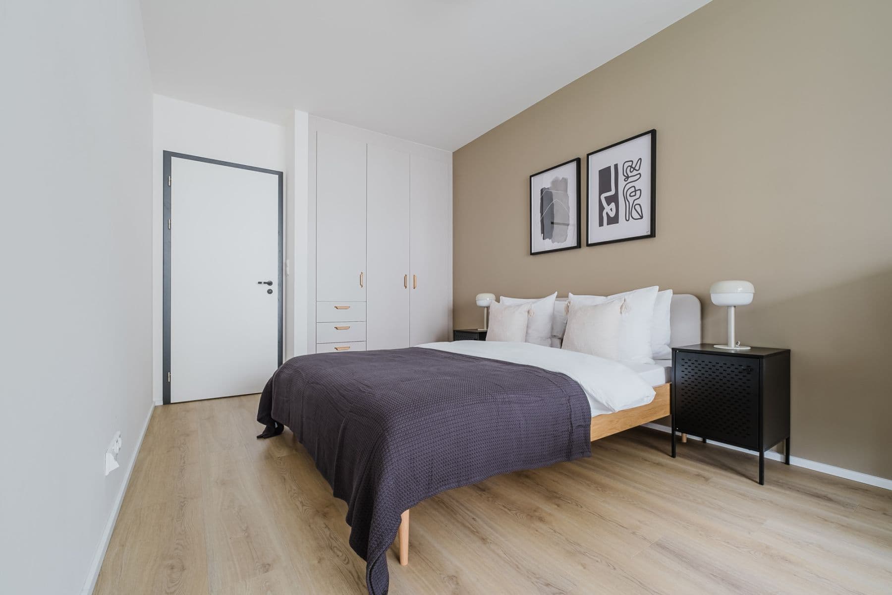 Prenájom bytu 54 m², Vrbenského, Praha, Praha Prenájom bytu 54 m², Vrbenského, Praha, Praha