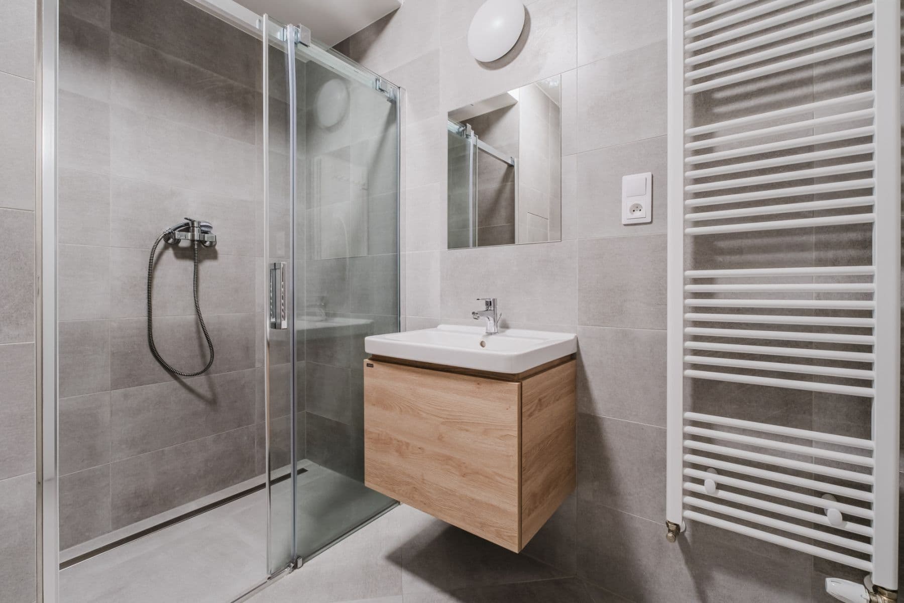 Prenájom bytu 44 m², Drahňovická, Praha, Praha Prenájom bytu 44 m², Drahňovická, Praha, Praha