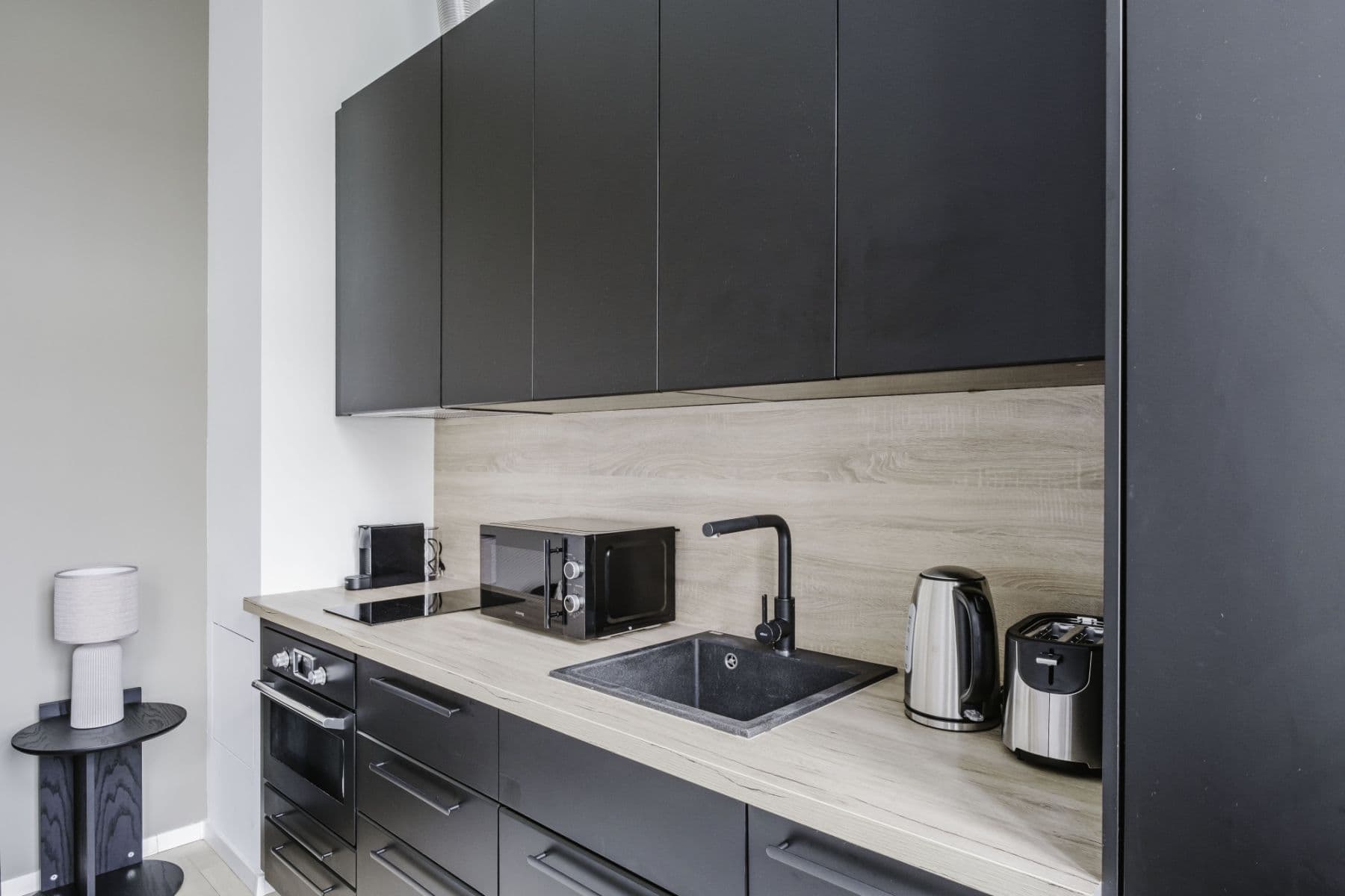 Prenájom bytu 36 m², Bořivojova, Praha, Praha Prenájom bytu 36 m², Bořivojova, Praha, Praha