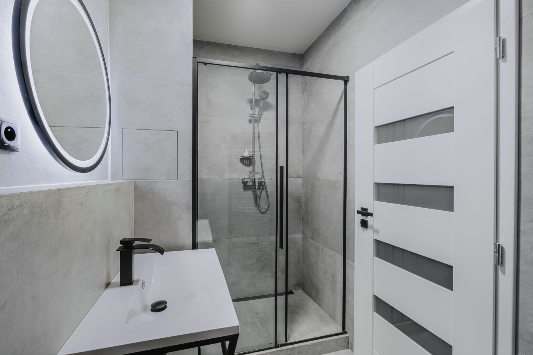 Prenájom bytu 45 m², Bořivojova, Praha, Praha Prenájom bytu 45 m², Bořivojova, Praha, Praha