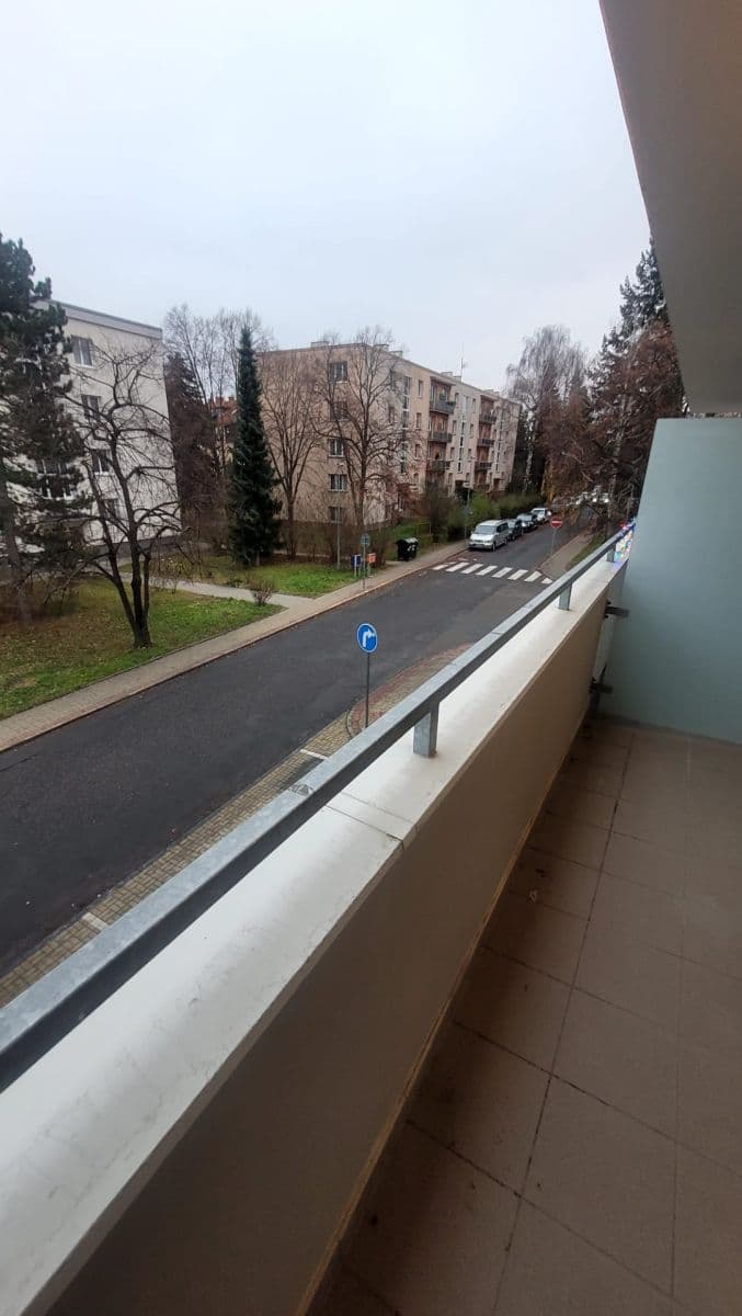 Prenájom bytu 1-izbový 31 m², Frýdecká, Praha, Praha Prenájom bytu 1-izbový 31 m², Frýdecká, Praha, Praha