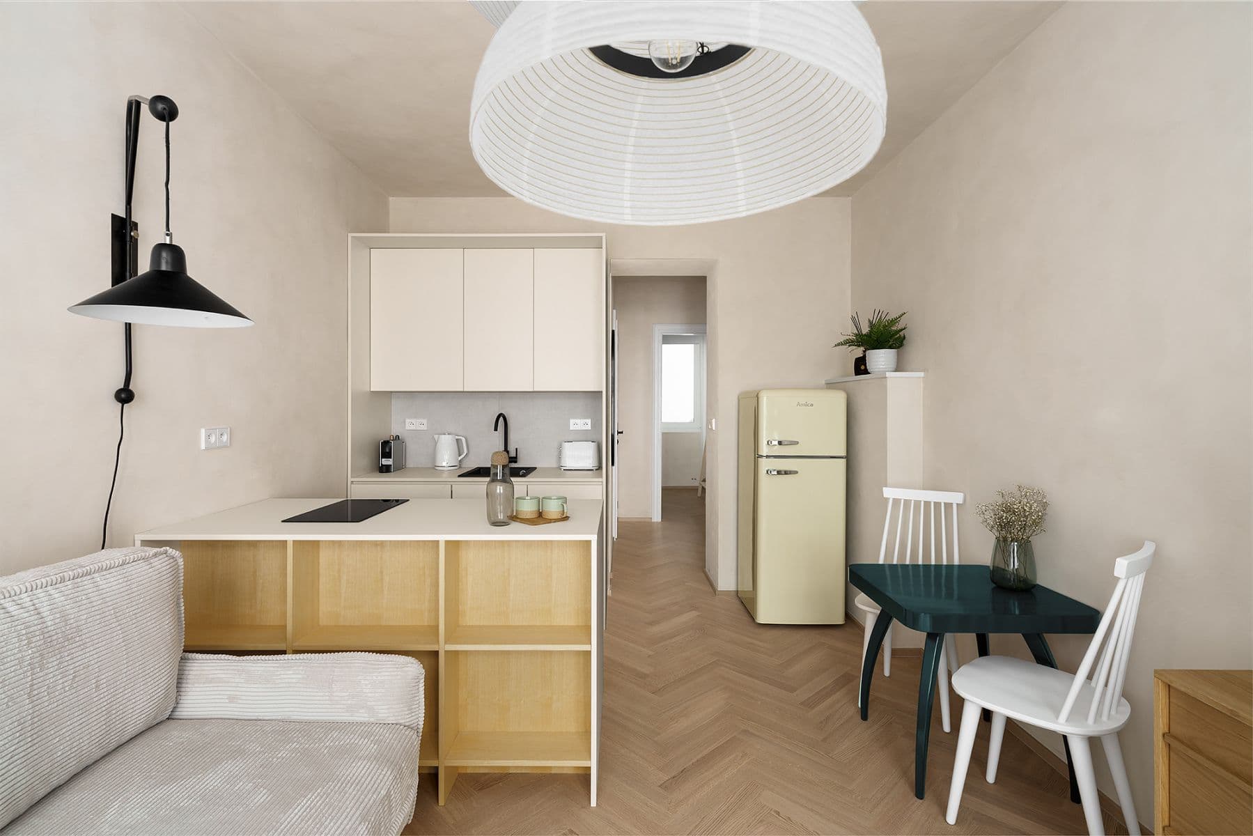 Prenájom bytu 35 m², Sevastopolská, Praha, Praha Prenájom bytu 35 m², Sevastopolská, Praha, Praha