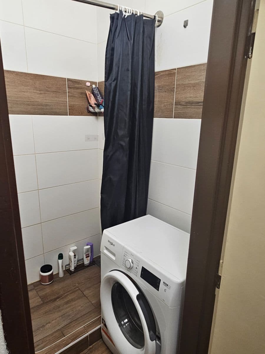 Prenájom bytu 2-izbový 50 m², Zelenečská, Praha, Praha Prenájom bytu 2-izbový 50 m², Zelenečská, Praha, Praha