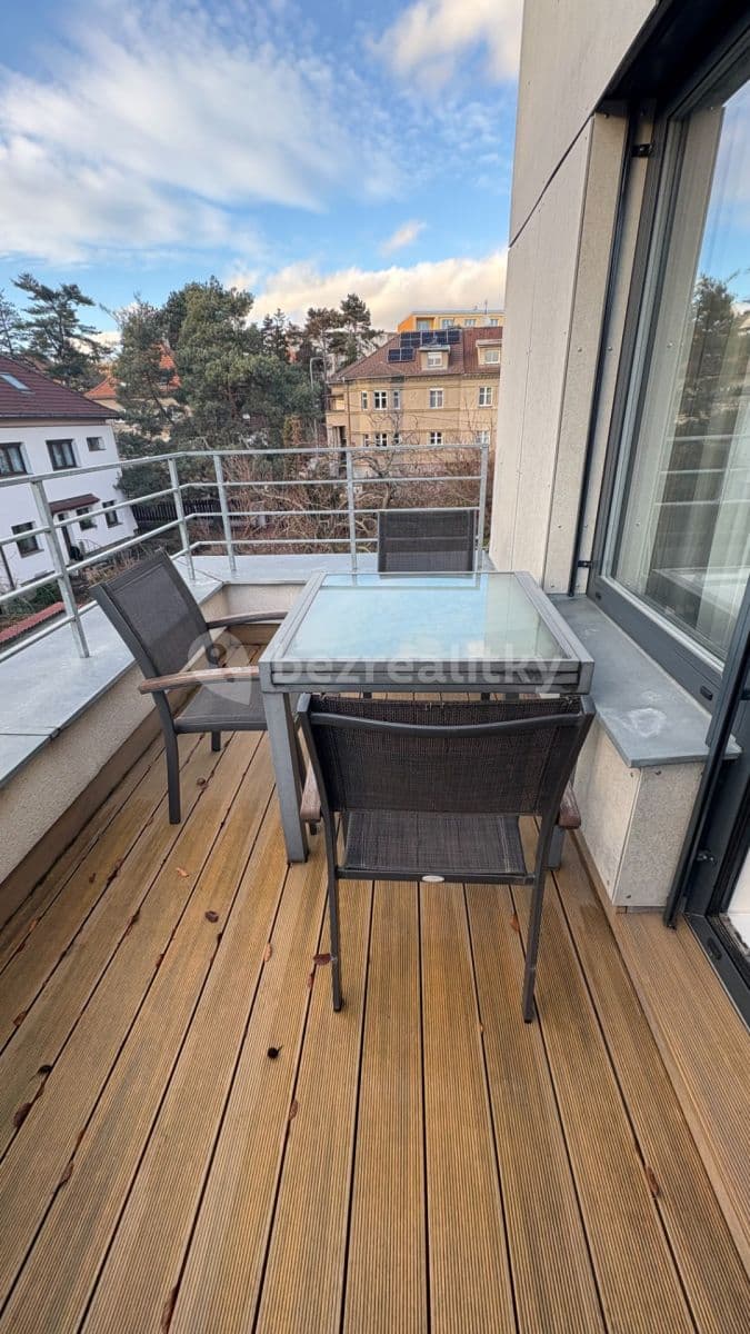 Prenájom bytu 2-izbový 43 m², Počernická, Praha, Praha Prenájom bytu 2-izbový 43 m², Počernická, Praha, Praha