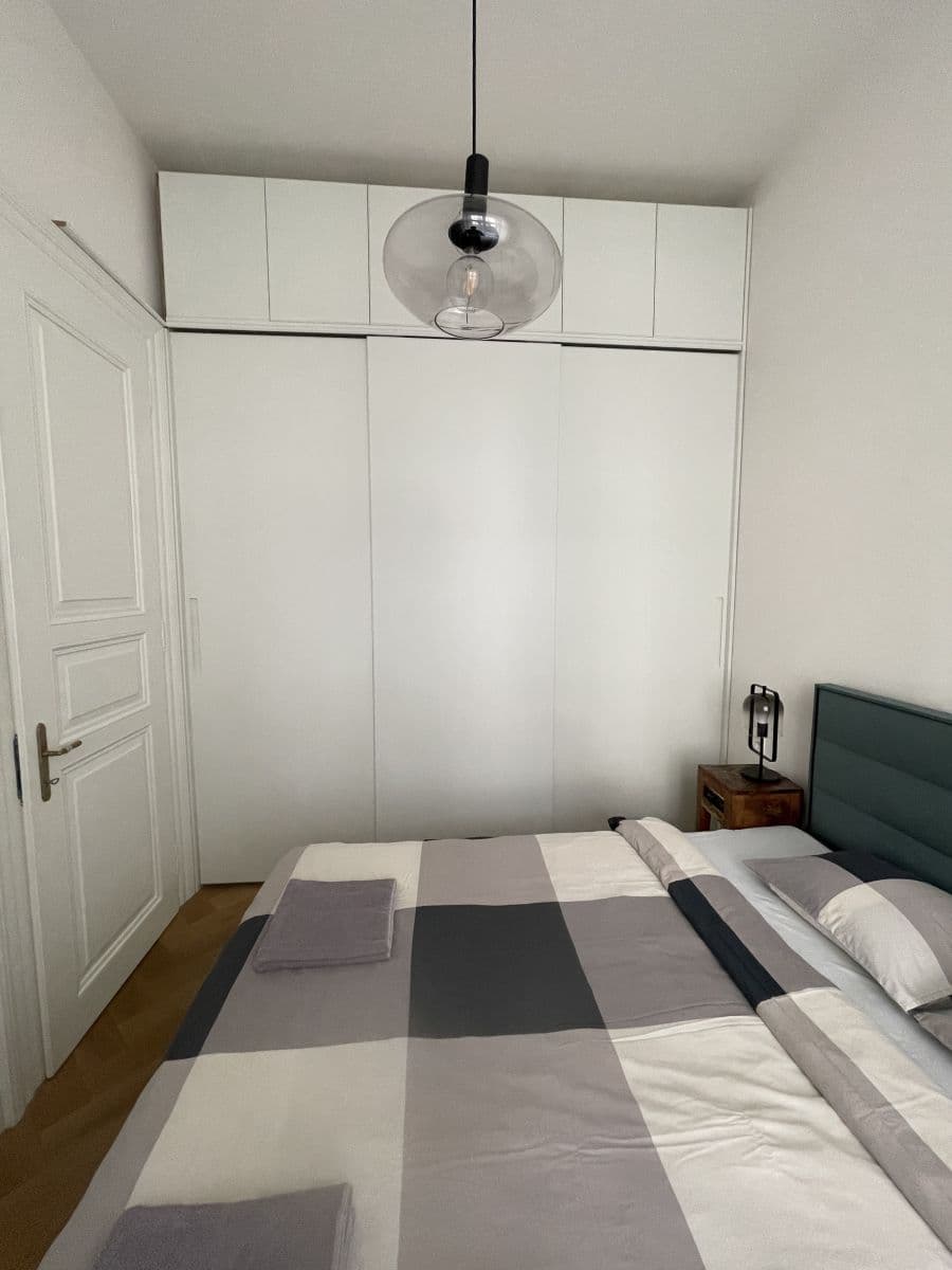 Prenájom bytu 43 m², Dlážděná, Praha, Praha Prenájom bytu 43 m², Dlážděná, Praha, Praha