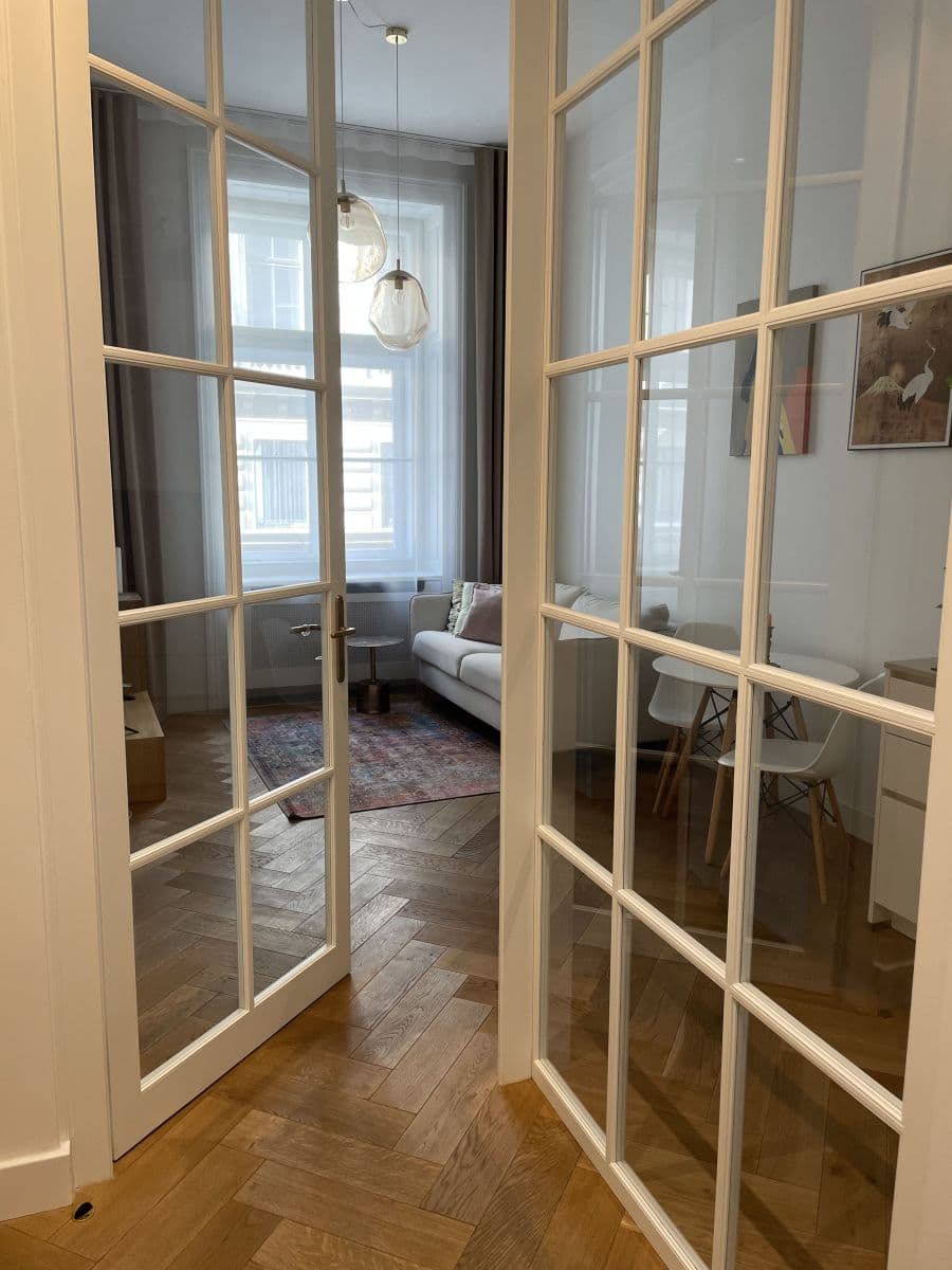 Prenájom bytu 43 m², Dlážděná, Praha, Praha Prenájom bytu 43 m², Dlážděná, Praha, Praha