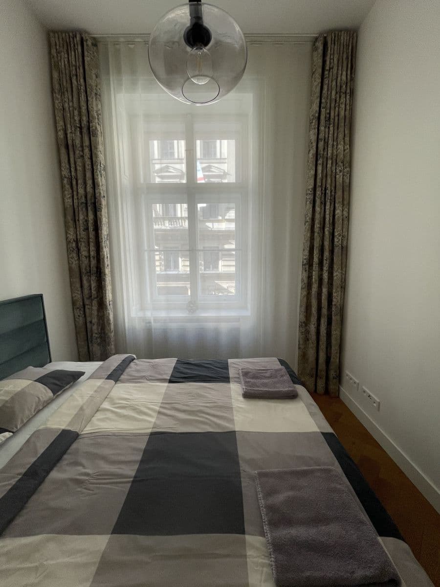 Prenájom bytu 43 m², Dlážděná, Praha, Praha Prenájom bytu 43 m², Dlážděná, Praha, Praha