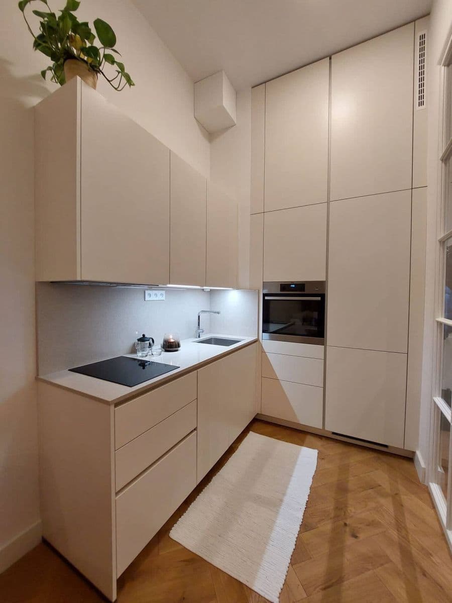 Prenájom bytu 43 m², Dlážděná, Praha, Praha Prenájom bytu 43 m², Dlážděná, Praha, Praha