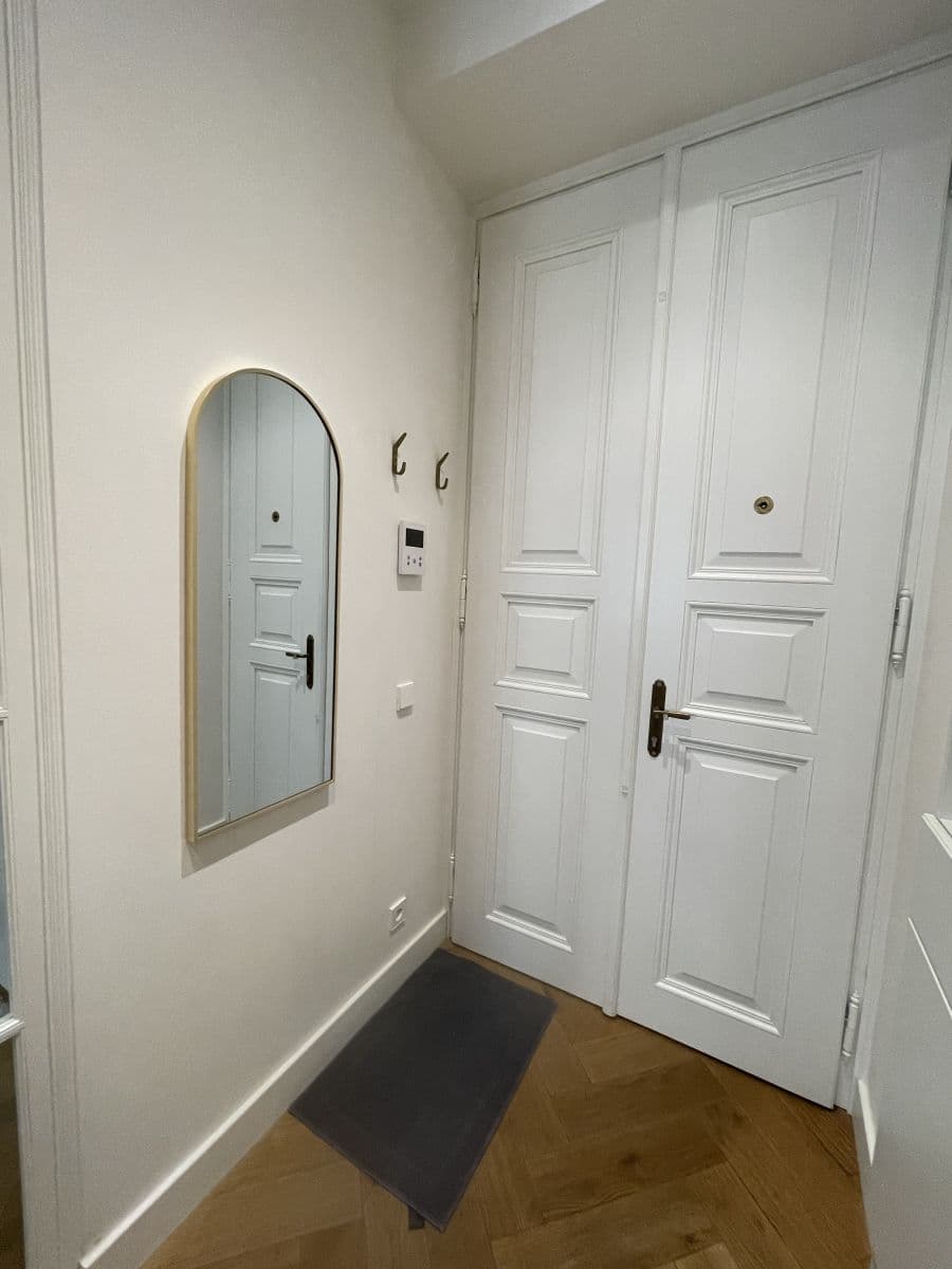 Prenájom bytu 43 m², Dlážděná, Praha, Praha Prenájom bytu 43 m², Dlážděná, Praha, Praha