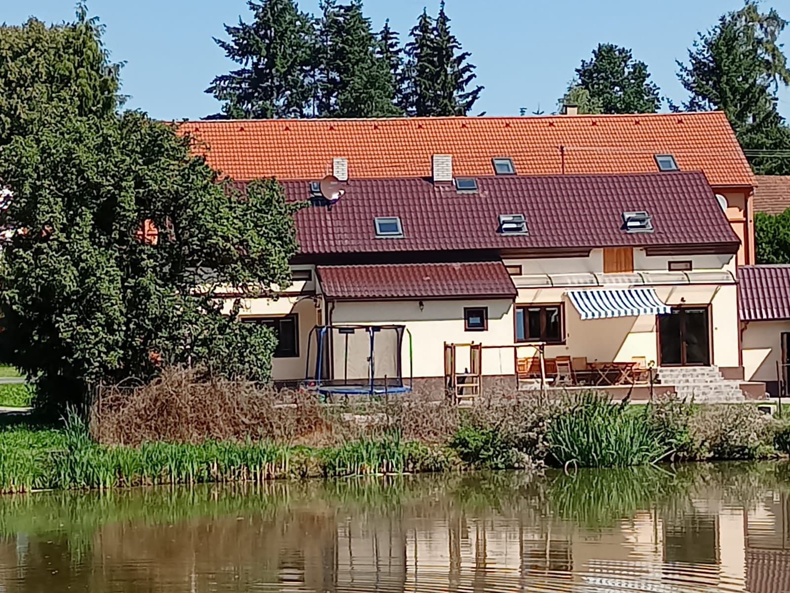 Prenájom bytu 160 m², Hradišťany, Honezovice, Plzeňský kraj Prenájom bytu 160 m², Hradišťany, Honezovice, Plzeňský kraj