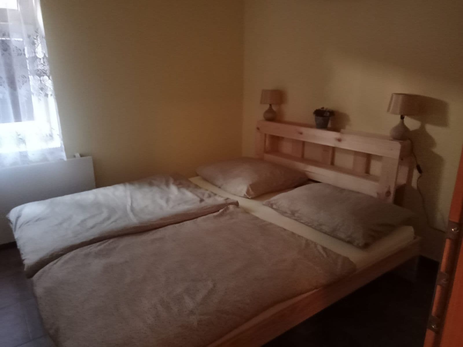 Prenájom bytu 160 m², Hradišťany, Honezovice, Plzeňský kraj Prenájom bytu 160 m², Hradišťany, Honezovice, Plzeňský kraj