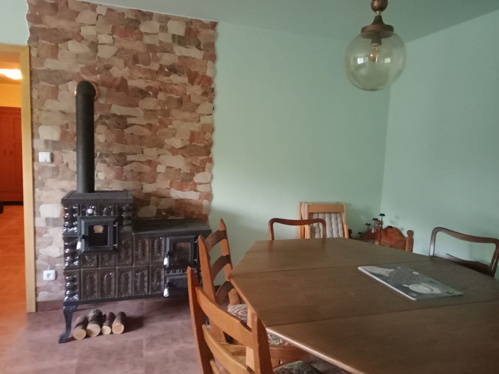 Prenájom bytu 160 m², Hradišťany, Honezovice, Plzeňský kraj Prenájom bytu 160 m², Hradišťany, Honezovice, Plzeňský kraj