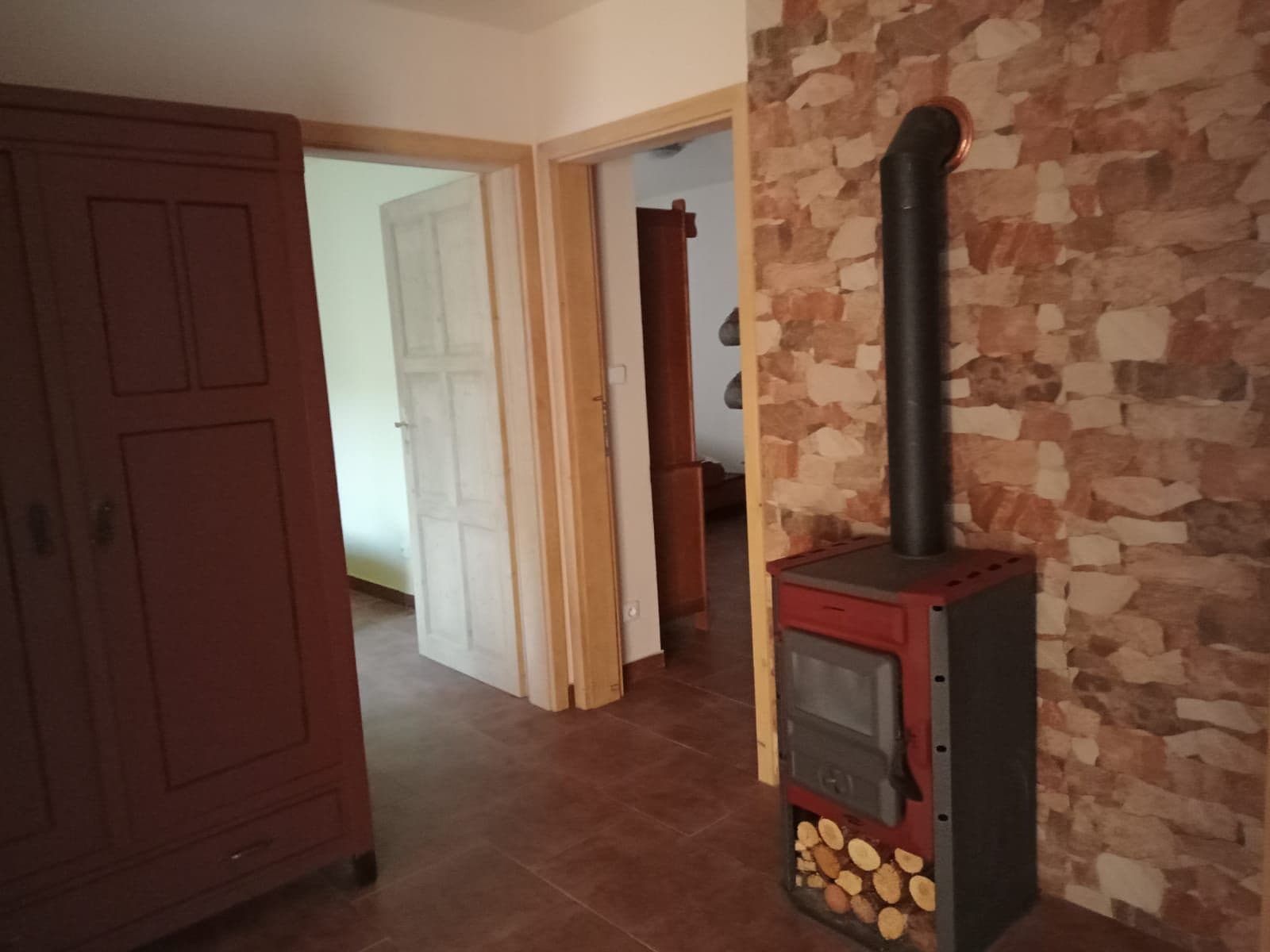 Prenájom bytu 160 m², Hradišťany, Honezovice, Plzeňský kraj Prenájom bytu 160 m², Hradišťany, Honezovice, Plzeňský kraj