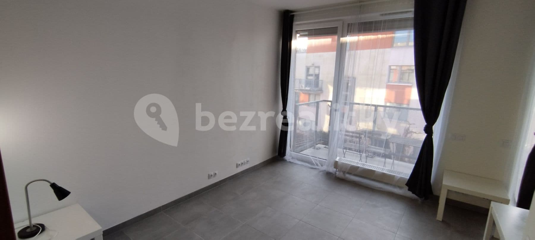 Prenájom bytu 1-izbový 36 m², Olgy Havlové, Praha, Praha Prenájom bytu 1-izbový 36 m², Olgy Havlové, Praha, Praha