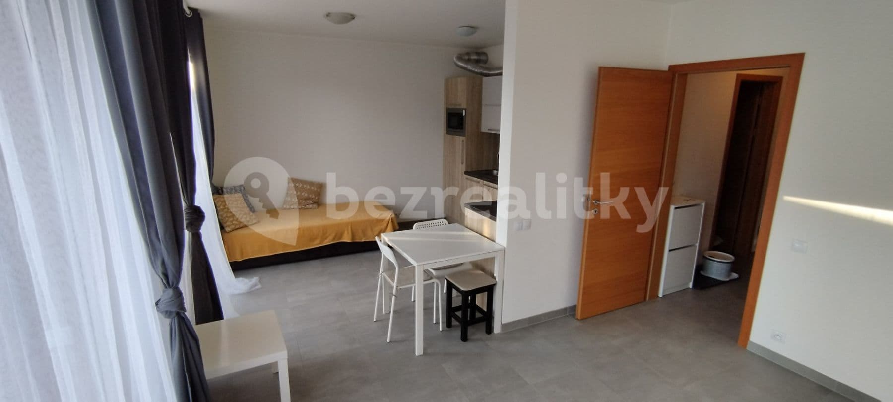 Prenájom bytu 1-izbový 36 m², Olgy Havlové, Praha, Praha Prenájom bytu 1-izbový 36 m², Olgy Havlové, Praha, Praha