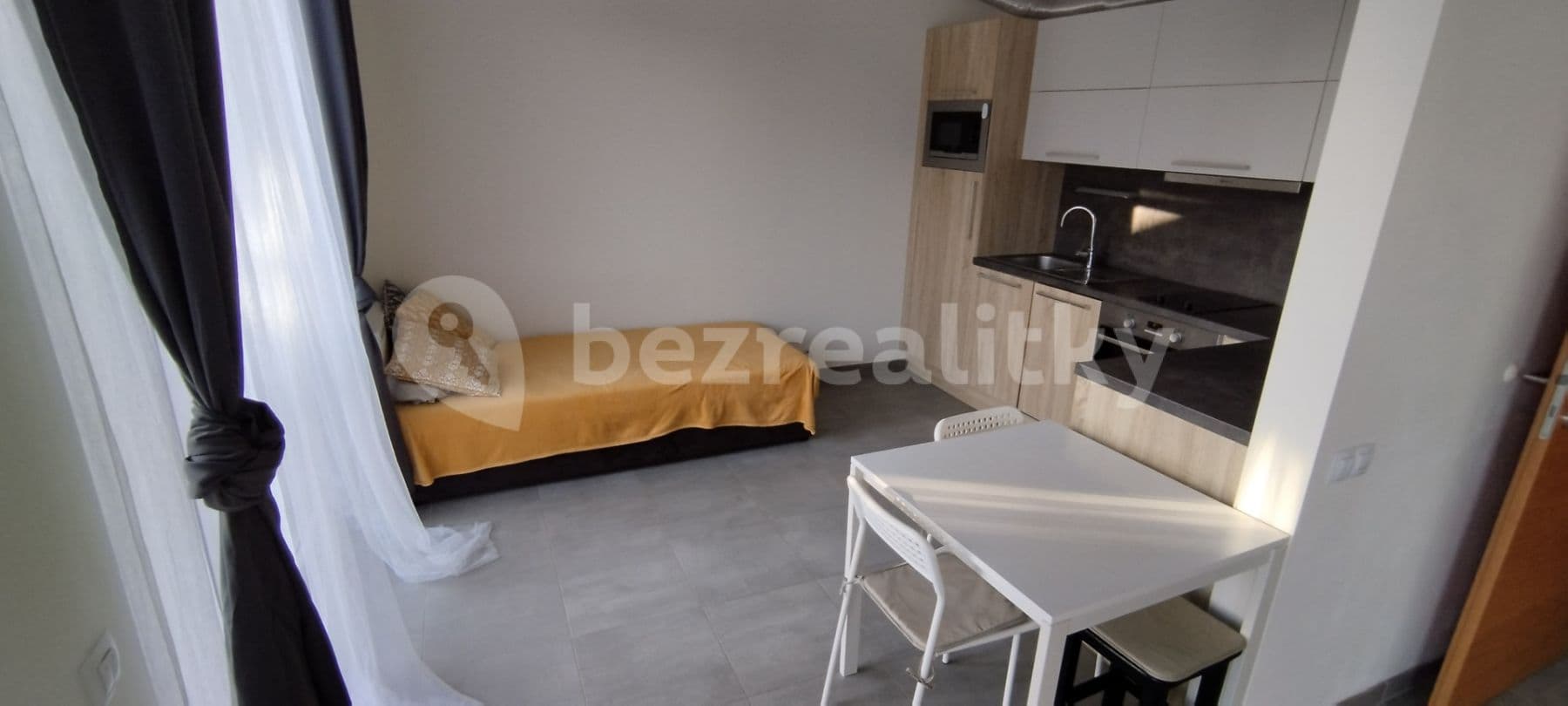 Prenájom bytu 1-izbový 36 m², Olgy Havlové, Praha, Praha Prenájom bytu 1-izbový 36 m², Olgy Havlové, Praha, Praha