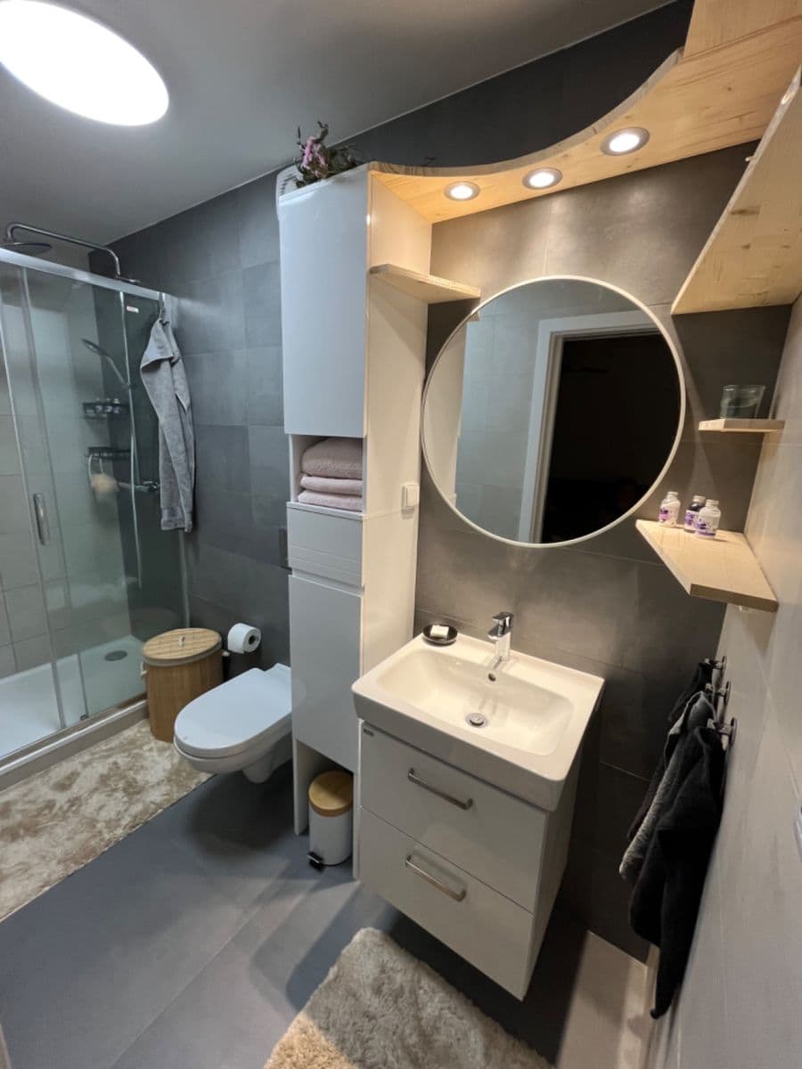 Prenájom bytu 2-izbový 65 m², Kovářská, Praha, Praha Prenájom bytu 2-izbový 65 m², Kovářská, Praha, Praha