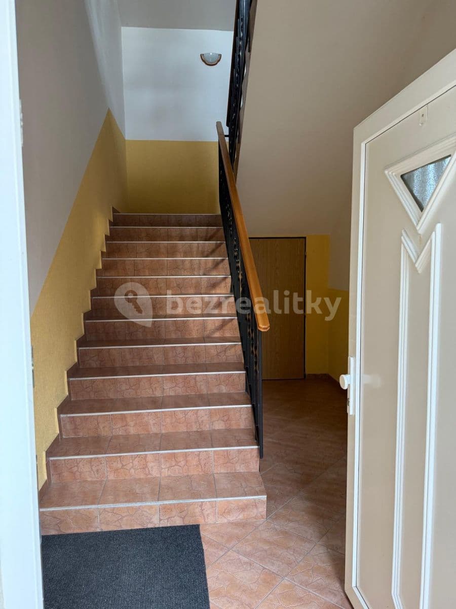 Prenájom bytu 1-izbový 18 m², V Podlískách, Braškov, Středočeský kraj Prenájom bytu 1-izbový 18 m², V Podlískách, Braškov, Středočeský kraj