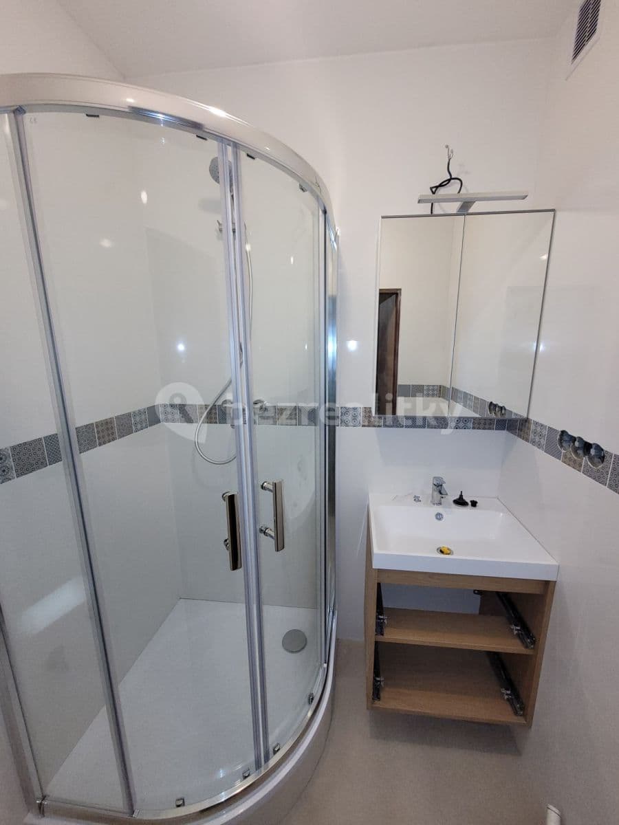 Prenájom bytu 3-izbový 62 m², Husova čtvrť, Rosice, Jihomoravský kraj Prenájom bytu 3-izbový 62 m², Husova čtvrť, Rosice, Jihomoravský kraj
