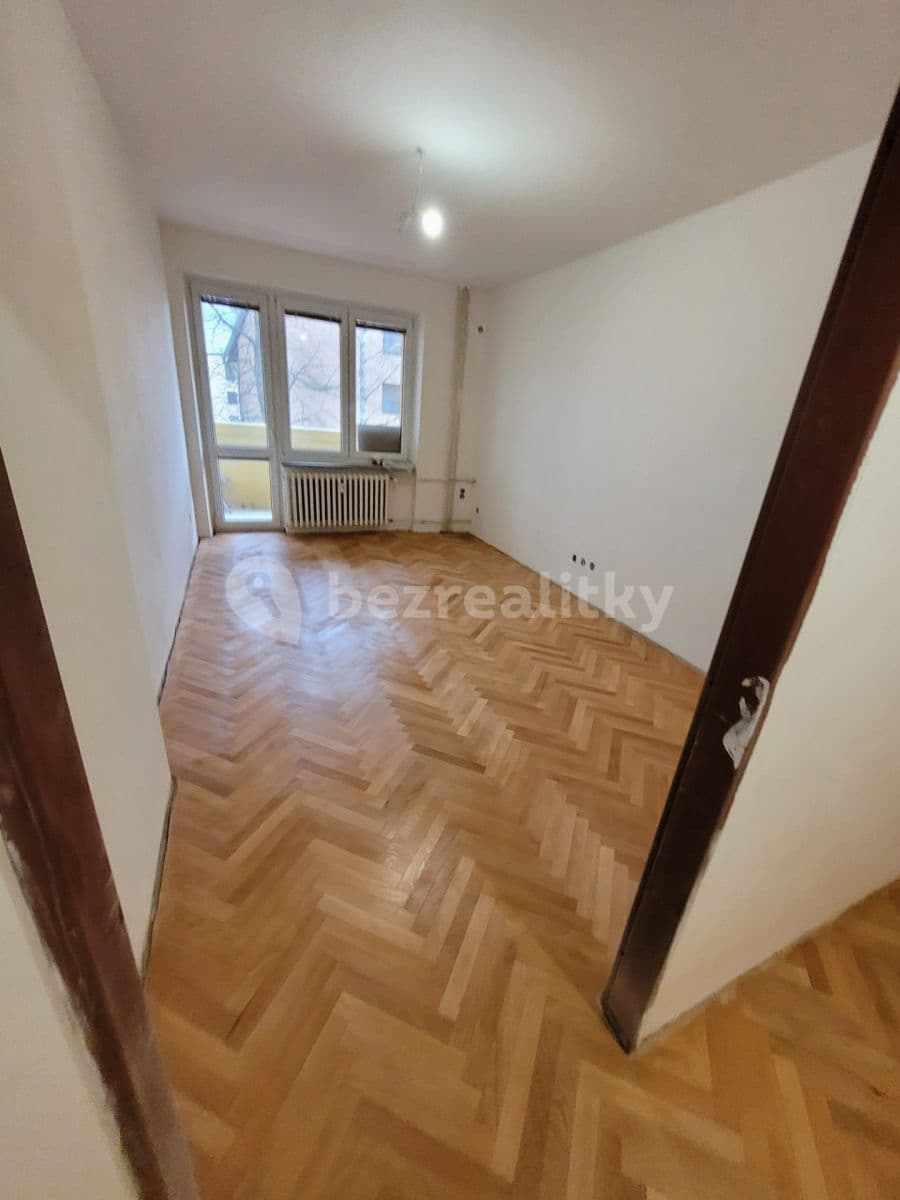 Prenájom bytu 3-izbový 62 m², Husova čtvrť, Rosice, Jihomoravský kraj Prenájom bytu 3-izbový 62 m², Husova čtvrť, Rosice, Jihomoravský kraj