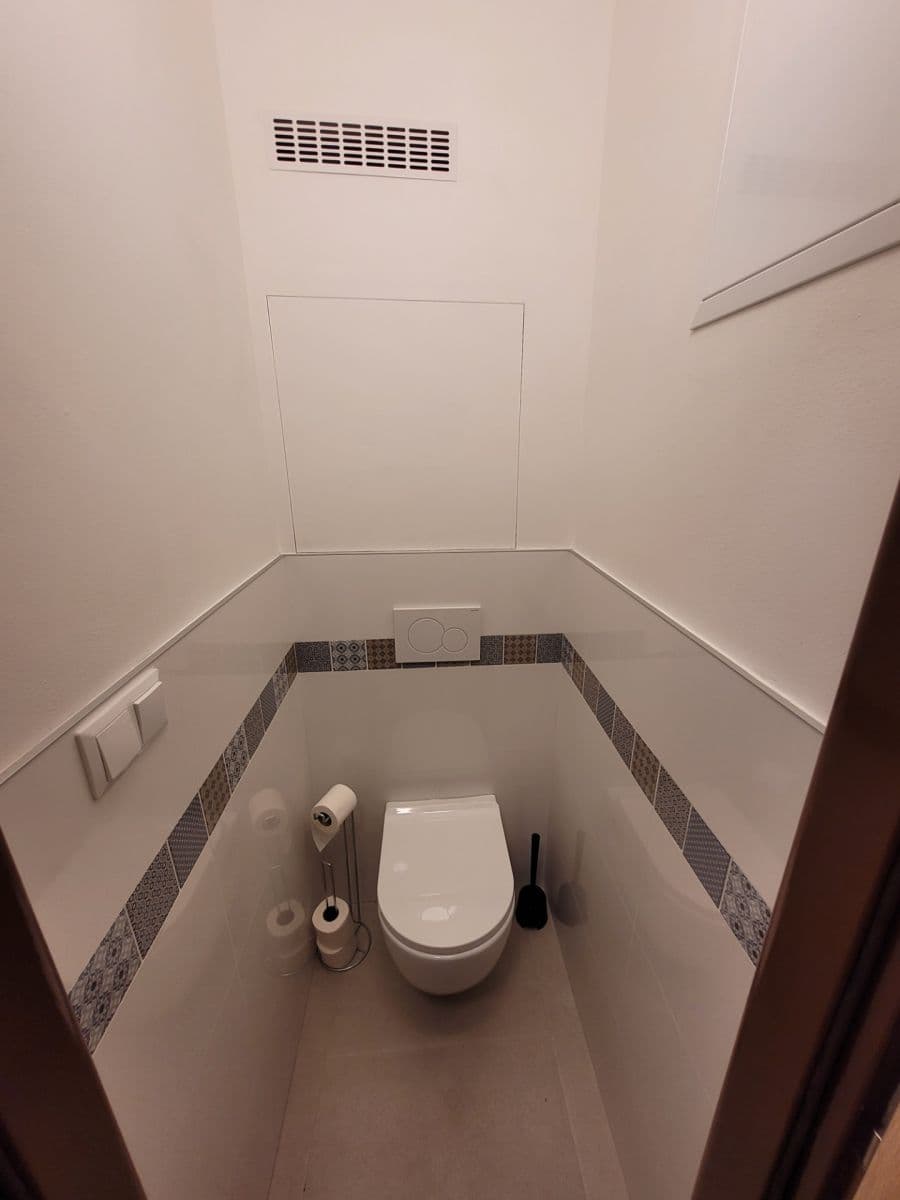Prenájom bytu 3-izbový 62 m², Husova čtvrť, Rosice, Jihomoravský kraj Prenájom bytu 3-izbový 62 m², Husova čtvrť, Rosice, Jihomoravský kraj