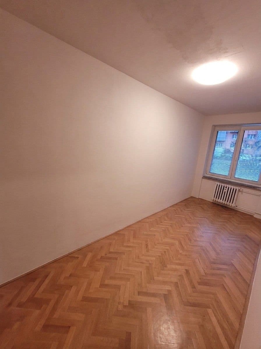Prenájom bytu 3-izbový 62 m², Husova čtvrť, Rosice, Jihomoravský kraj Prenájom bytu 3-izbový 62 m², Husova čtvrť, Rosice, Jihomoravský kraj