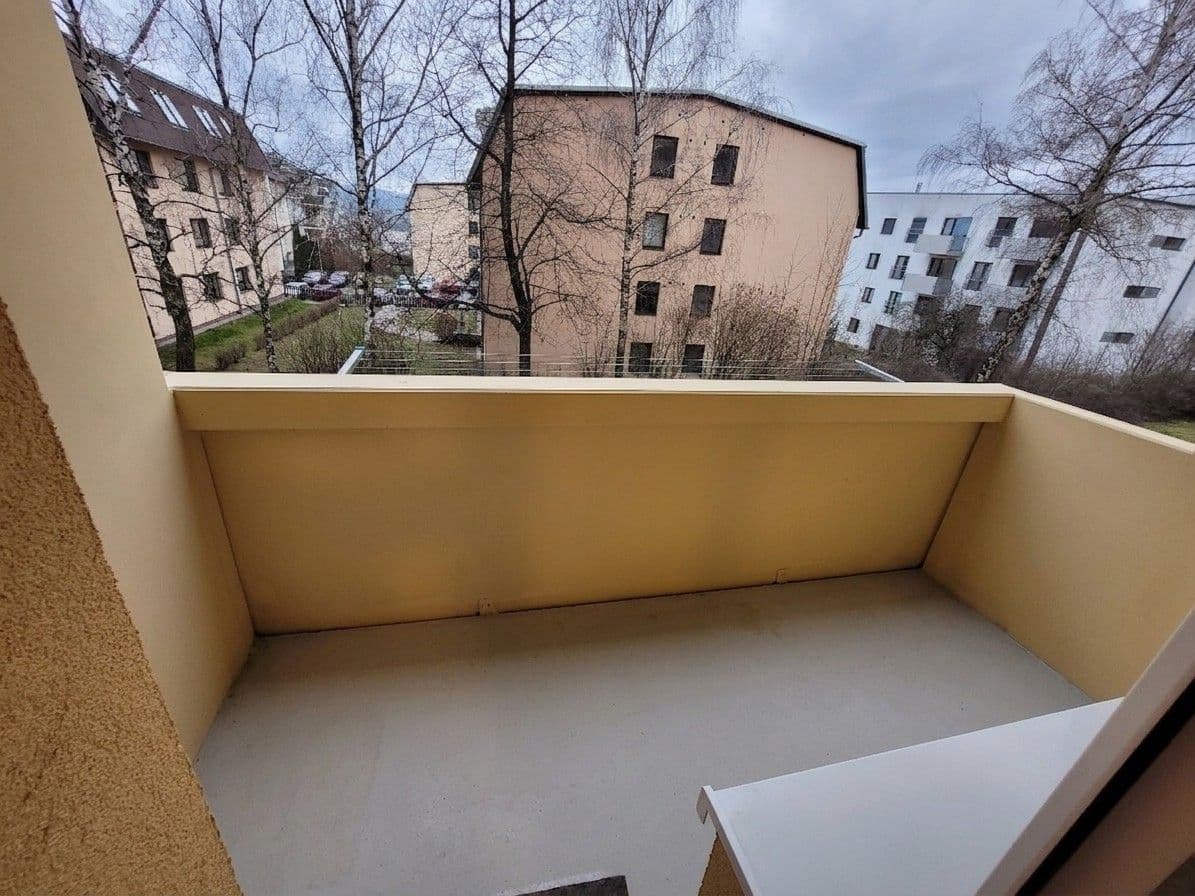 Prenájom bytu 3-izbový 62 m², Husova čtvrť, Rosice, Jihomoravský kraj Prenájom bytu 3-izbový 62 m², Husova čtvrť, Rosice, Jihomoravský kraj