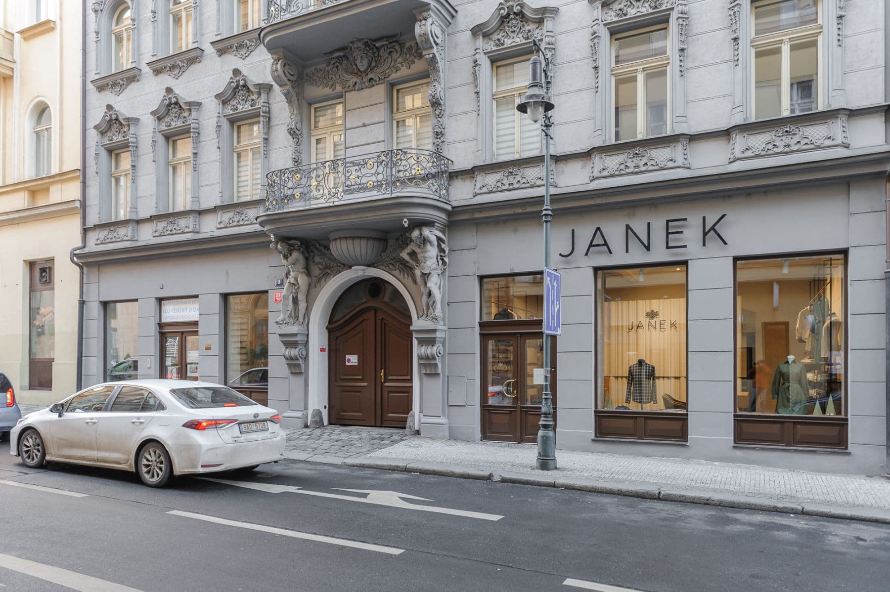 Prenájom bytu 80 m², Soukenická, Praha, Praha Prenájom bytu 80 m², Soukenická, Praha, Praha