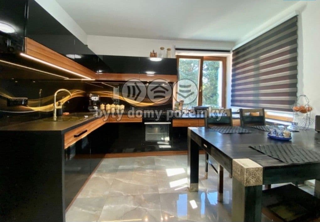 Predaj bytu 3-izbový 94 m², Ostrava, Moravskoslezský kraj Predaj bytu 3-izbový 94 m², Ostrava, Moravskoslezský kraj