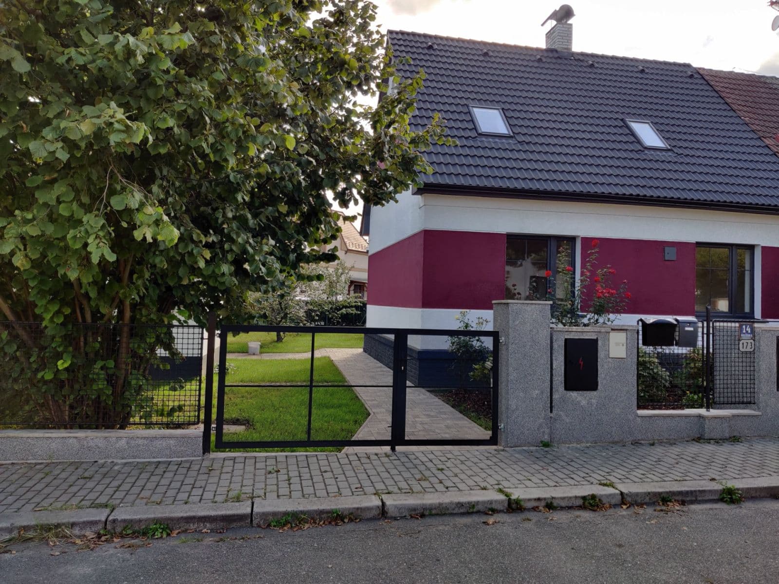 Prenájom domu 45 m², pozemek 480 m², Horusická, Praha, Praha Prenájom domu 45 m², pozemek 480 m², Horusická, Praha, Praha