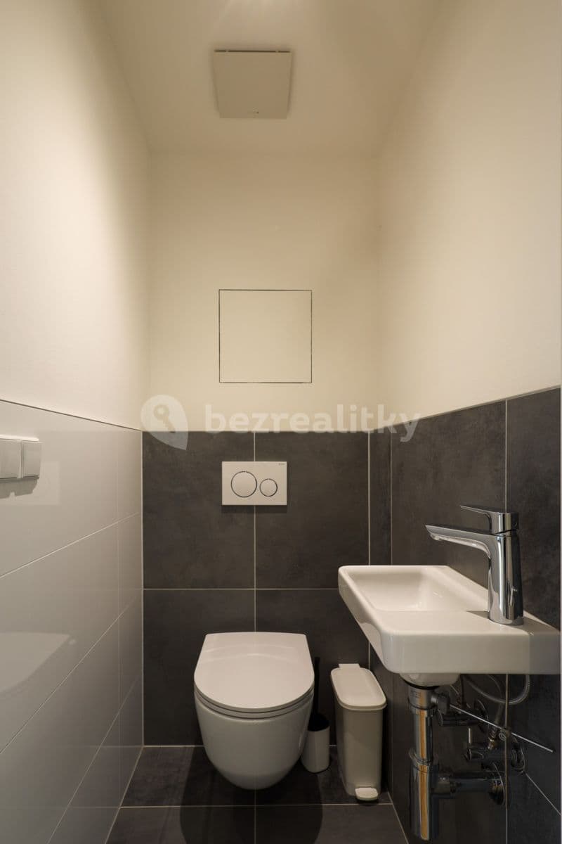 Prenájom bytu 2-izbový 49 m², Na Pomezí, Praha, Praha Prenájom bytu 2-izbový 49 m², Na Pomezí, Praha, Praha