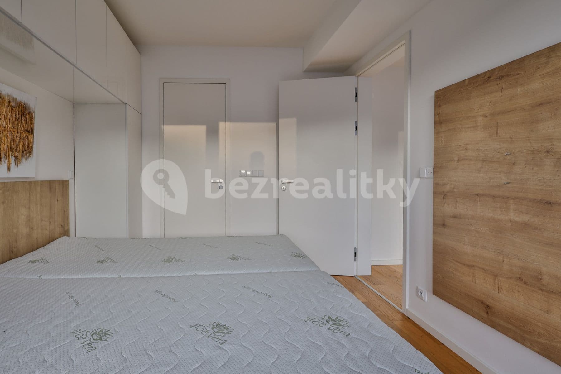 Prenájom bytu 2-izbový 49 m², Na Pomezí, Praha, Praha Prenájom bytu 2-izbový 49 m², Na Pomezí, Praha, Praha