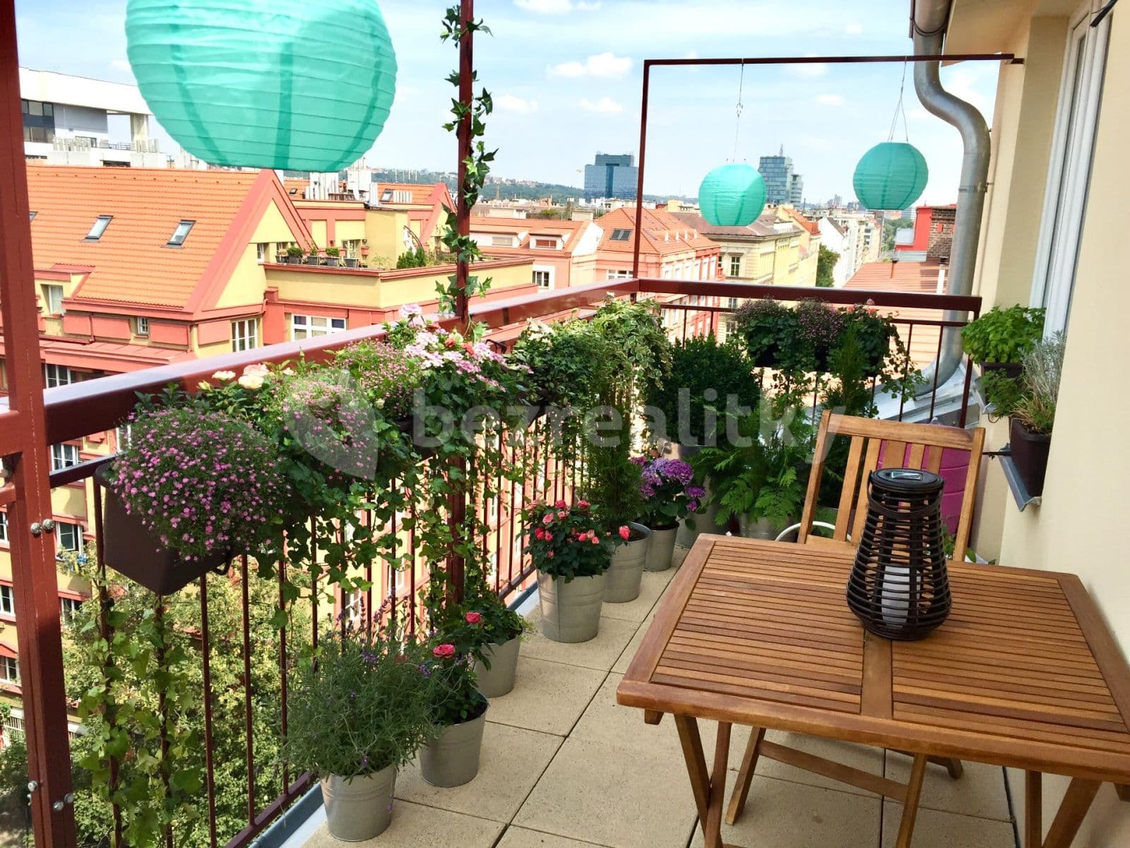 Prenájom bytu 3-izbový 76 m², Tusarova, Praha, Praha Prenájom bytu 3-izbový 76 m², Tusarova, Praha, Praha