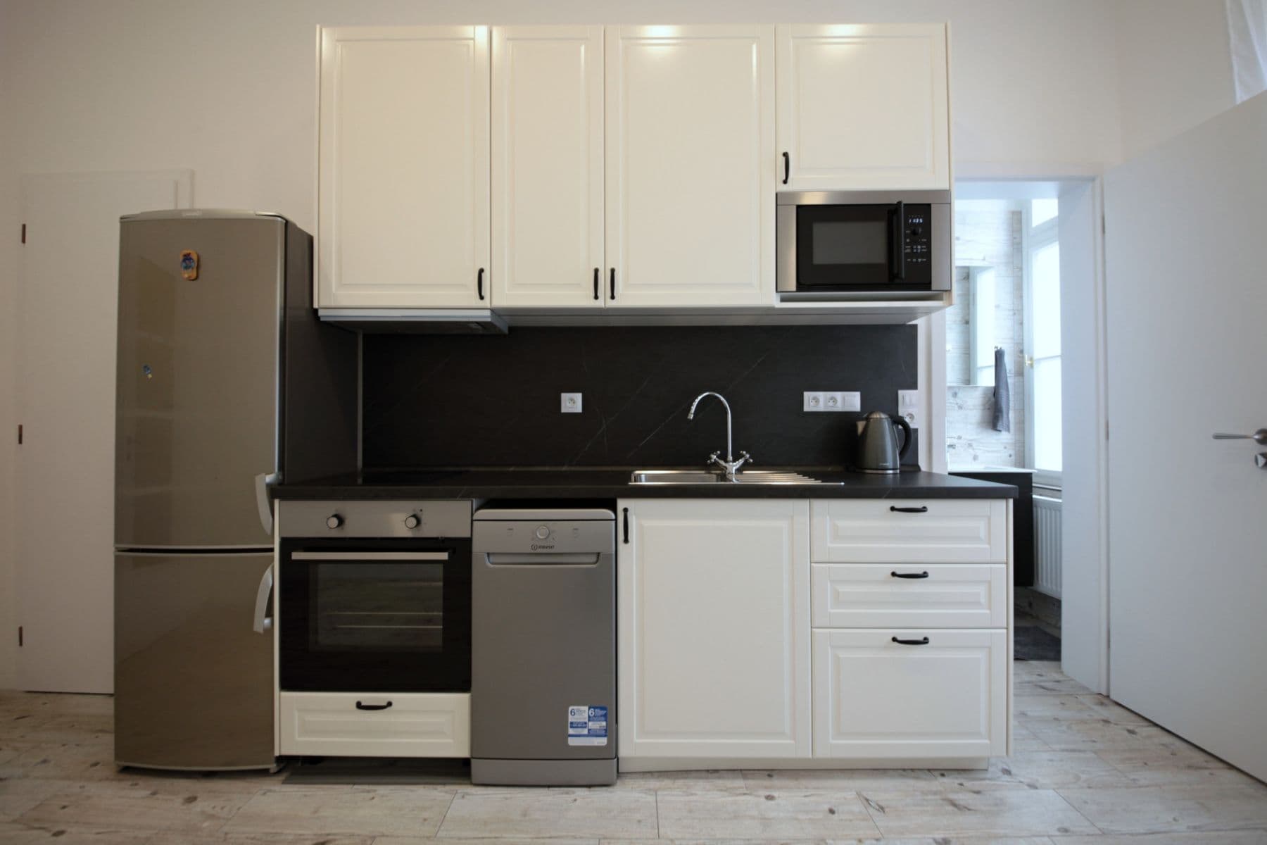 Prenájom bytu 45 m², Petřínská, Praha, Praha Prenájom bytu 45 m², Petřínská, Praha, Praha