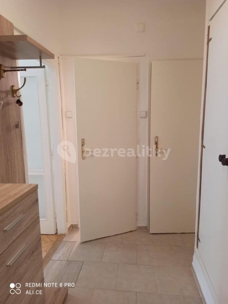 Prenájom bytu 1-izbový 40 m², Politických vězňů, Příbram, Středočeský kraj Prenájom bytu 1-izbový 40 m², Politických vězňů, Příbram, Středočeský kraj