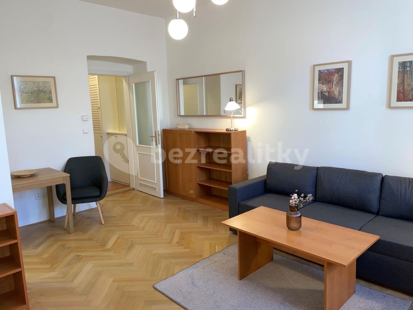 Prenájom bytu 2-izbový 44 m², Krkonošská, Praha, Praha Prenájom bytu 2-izbový 44 m², Krkonošská, Praha, Praha