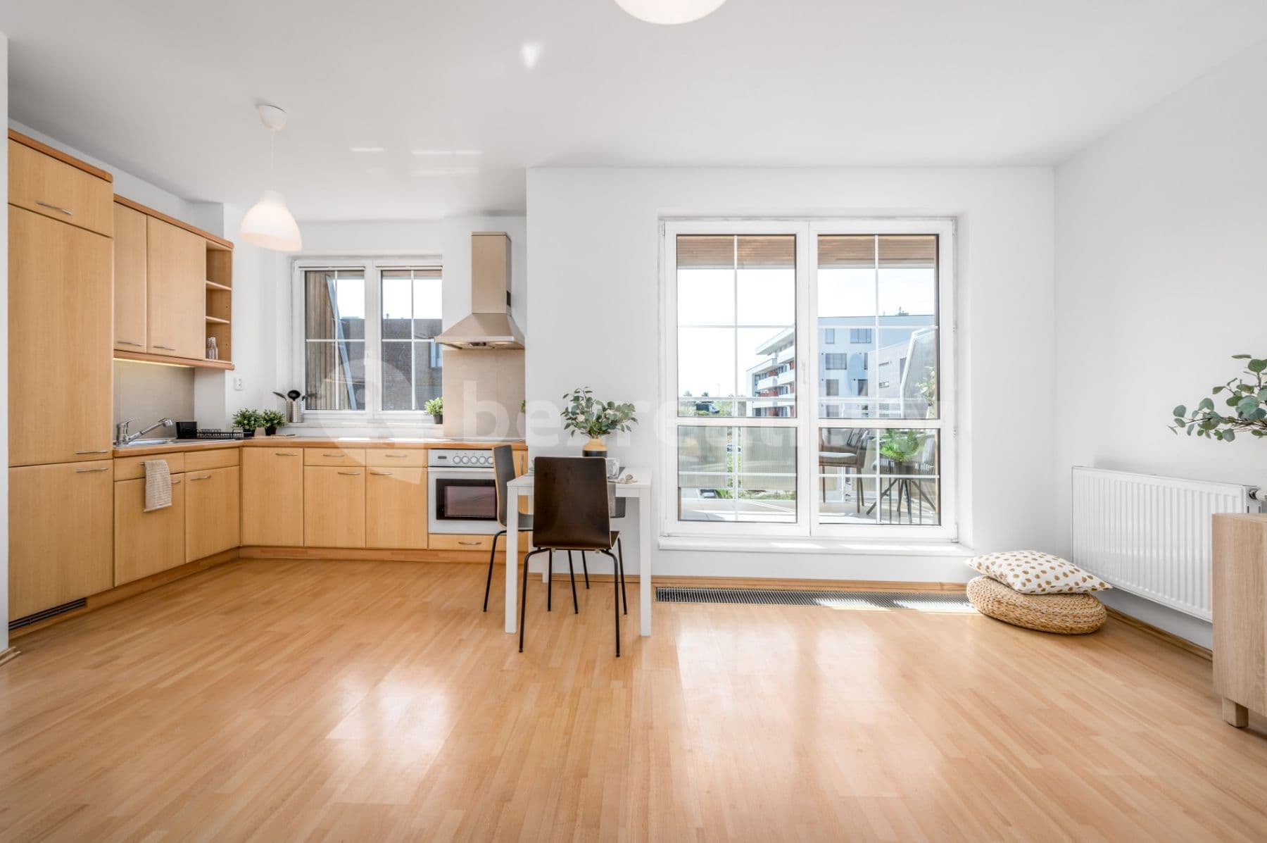 Prenájom bytu 2-izbový 62 m², Voskovcova, Praha, Praha Prenájom bytu 2-izbový 62 m², Voskovcova, Praha, Praha