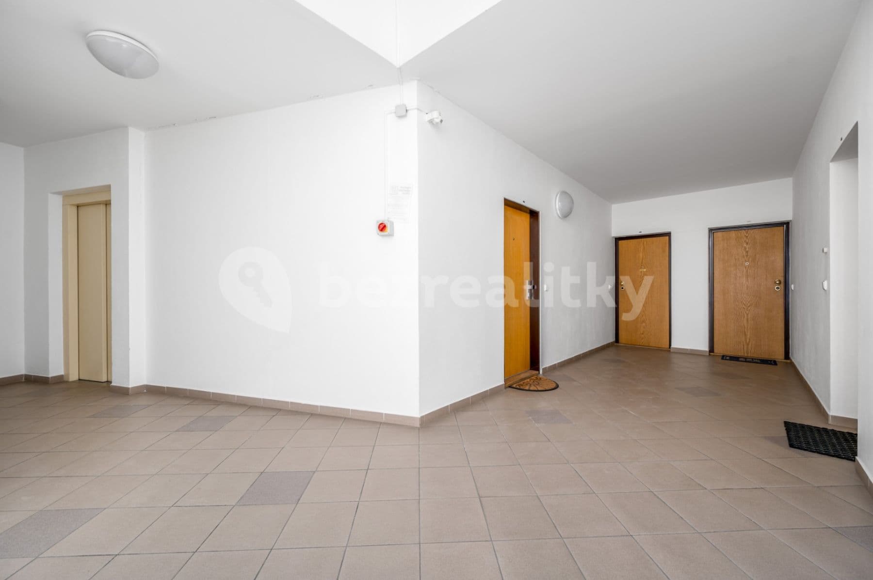 Prenájom bytu 2-izbový 62 m², Voskovcova, Praha, Praha Prenájom bytu 2-izbový 62 m², Voskovcova, Praha, Praha