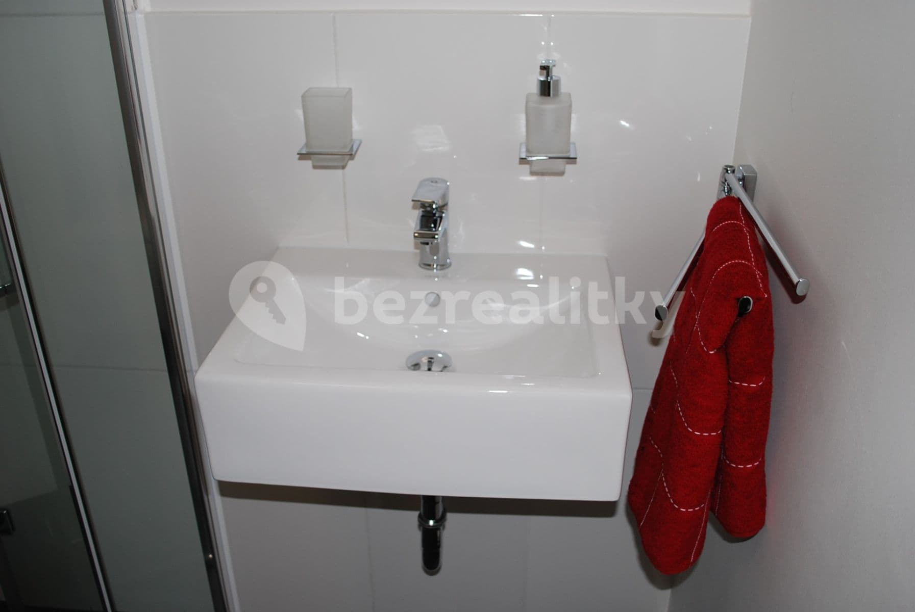 Prenájom domu 50 m², pozemok 500 m², Slámová, Kamenice, Středočeský kraj Prenájom domu 50 m², pozemok 500 m², Slámová, Kamenice, Středočeský kraj