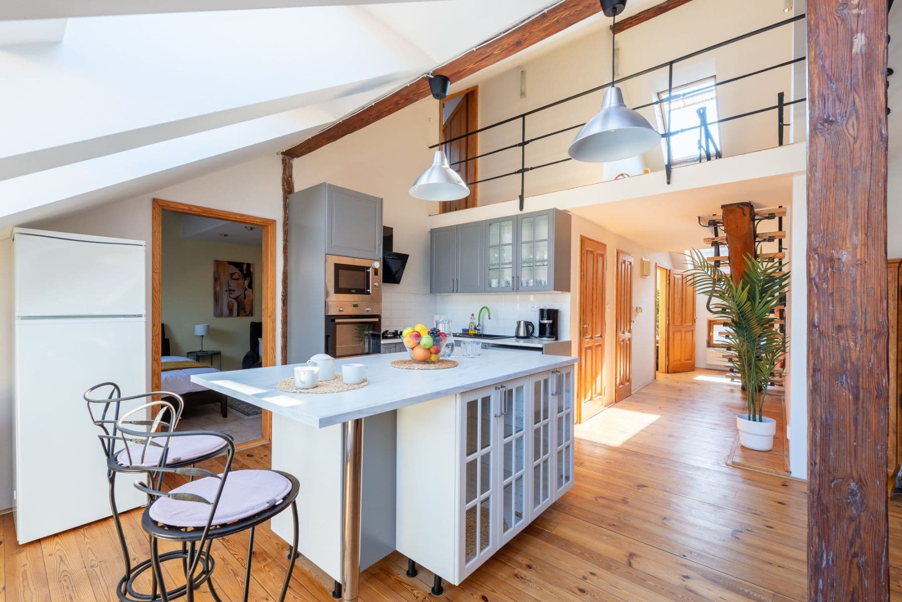 Prenájom bytu 80 m², Pštrossova, Praha, Praha Prenájom bytu 80 m², Pštrossova, Praha, Praha