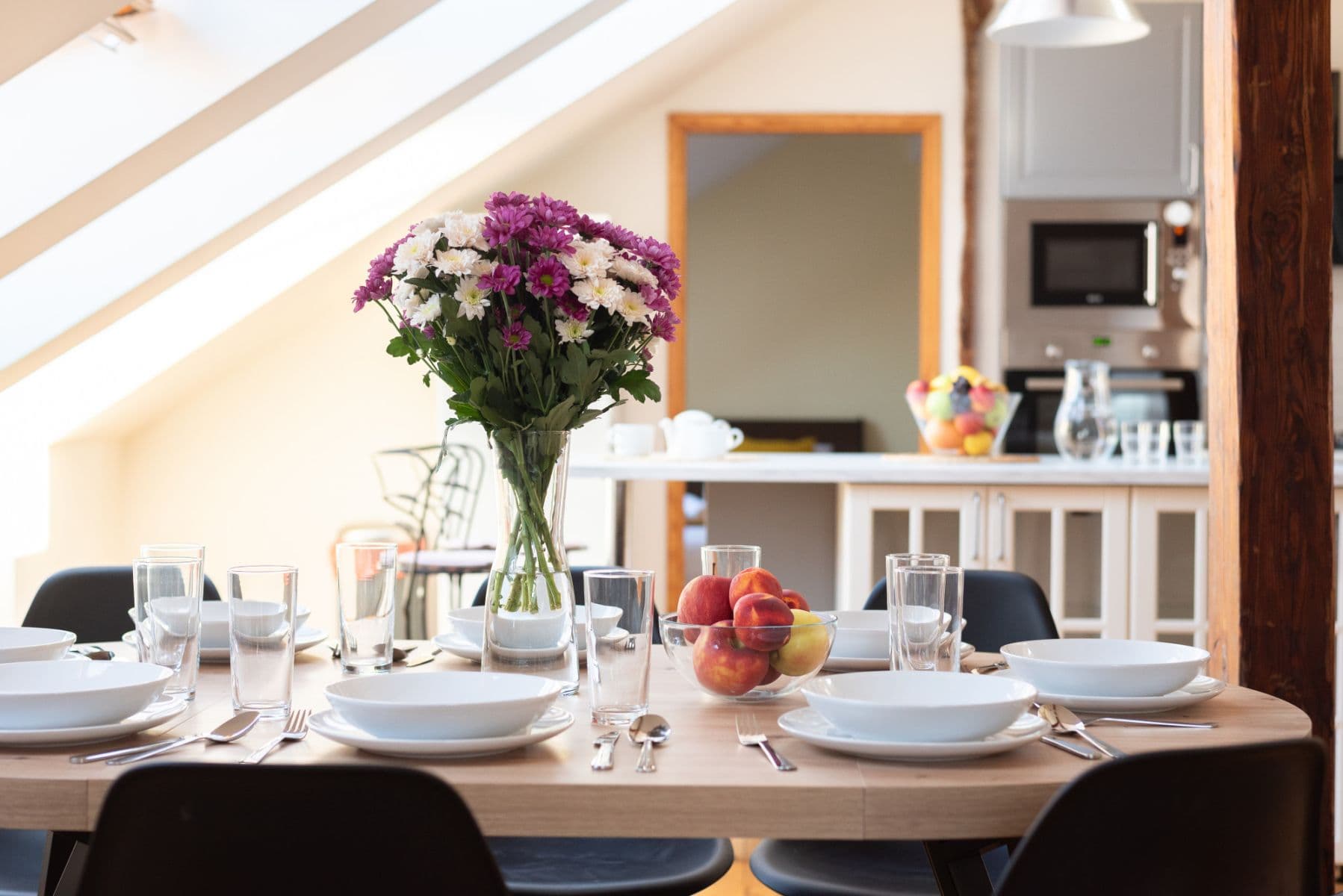 Prenájom bytu 80 m², Pštrossova, Praha, Praha Prenájom bytu 80 m², Pštrossova, Praha, Praha