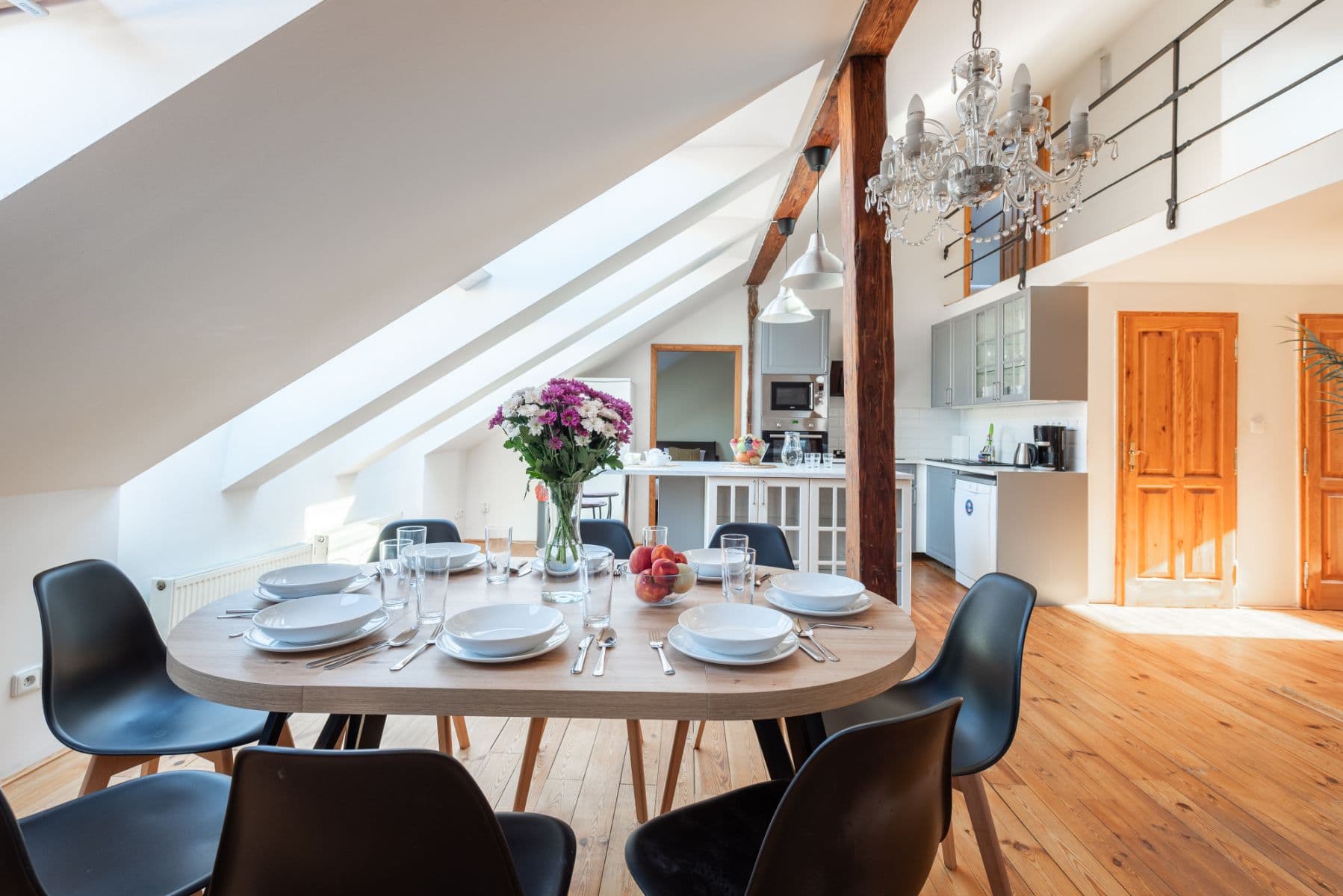 Prenájom bytu 80 m², Pštrossova, Praha, Praha Prenájom bytu 80 m², Pštrossova, Praha, Praha