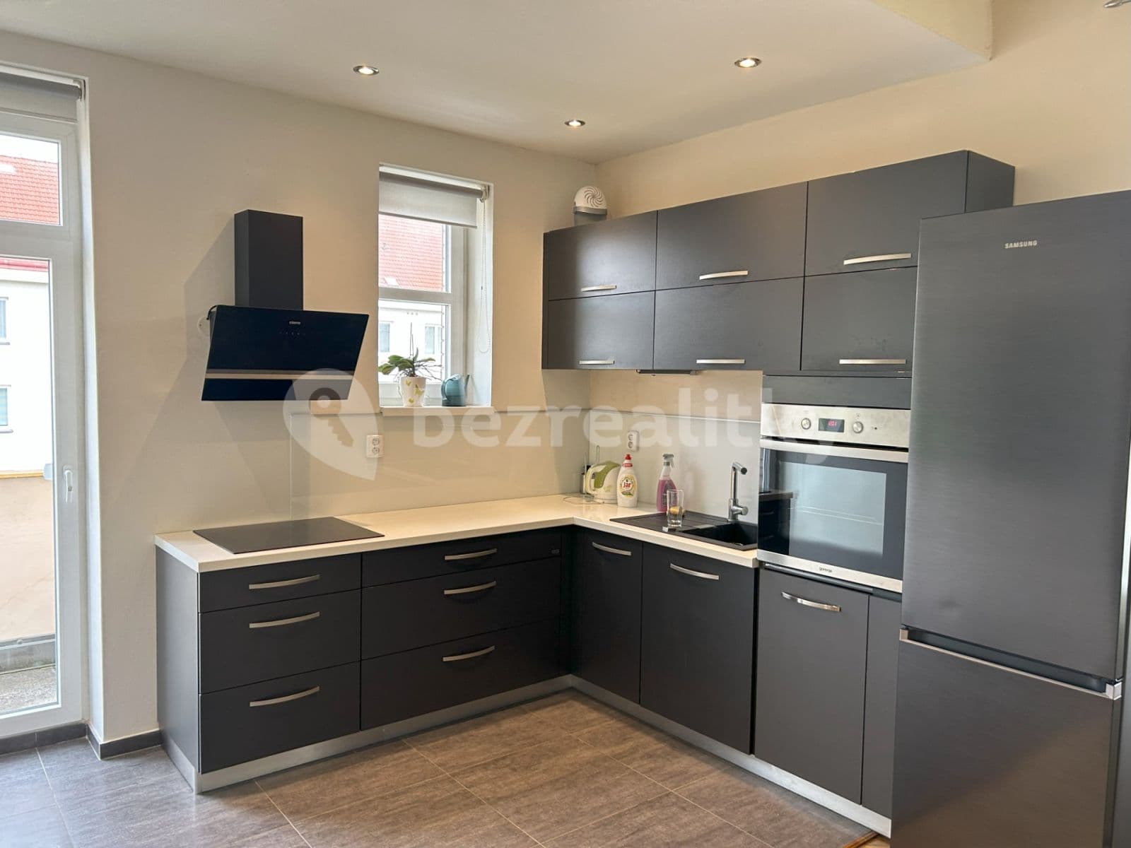 Prenájom bytu 2-izbový 57 m², Sedlčanská, Praha, Praha Prenájom bytu 2-izbový 57 m², Sedlčanská, Praha, Praha