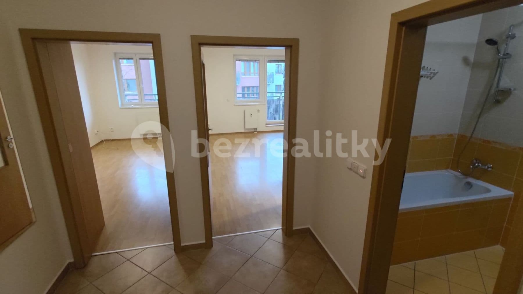 Prenájom bytu 2-izbový 48 m², V Zahradách, Praha, Praha Prenájom bytu 2-izbový 48 m², V Zahradách, Praha, Praha