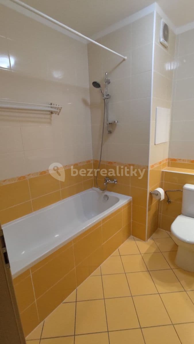 Prenájom bytu 2-izbový 48 m², V Zahradách, Praha, Praha Prenájom bytu 2-izbový 48 m², V Zahradách, Praha, Praha