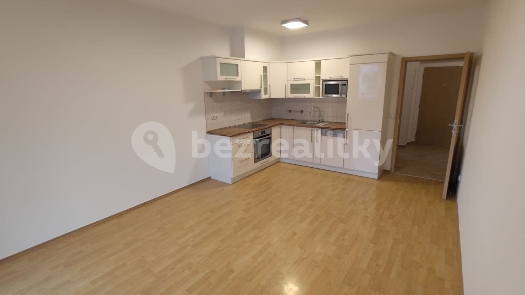 Prenájom bytu 2-izbový 48 m², V Zahradách, Praha, Praha Prenájom bytu 2-izbový 48 m², V Zahradách, Praha, Praha