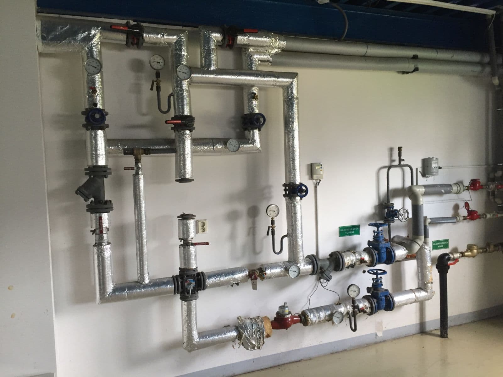 Predaj nebytového priestoru 1.403 m², Kadaň, Ústecký kraj Predaj nebytového priestoru 1.403 m², Kadaň, Ústecký kraj