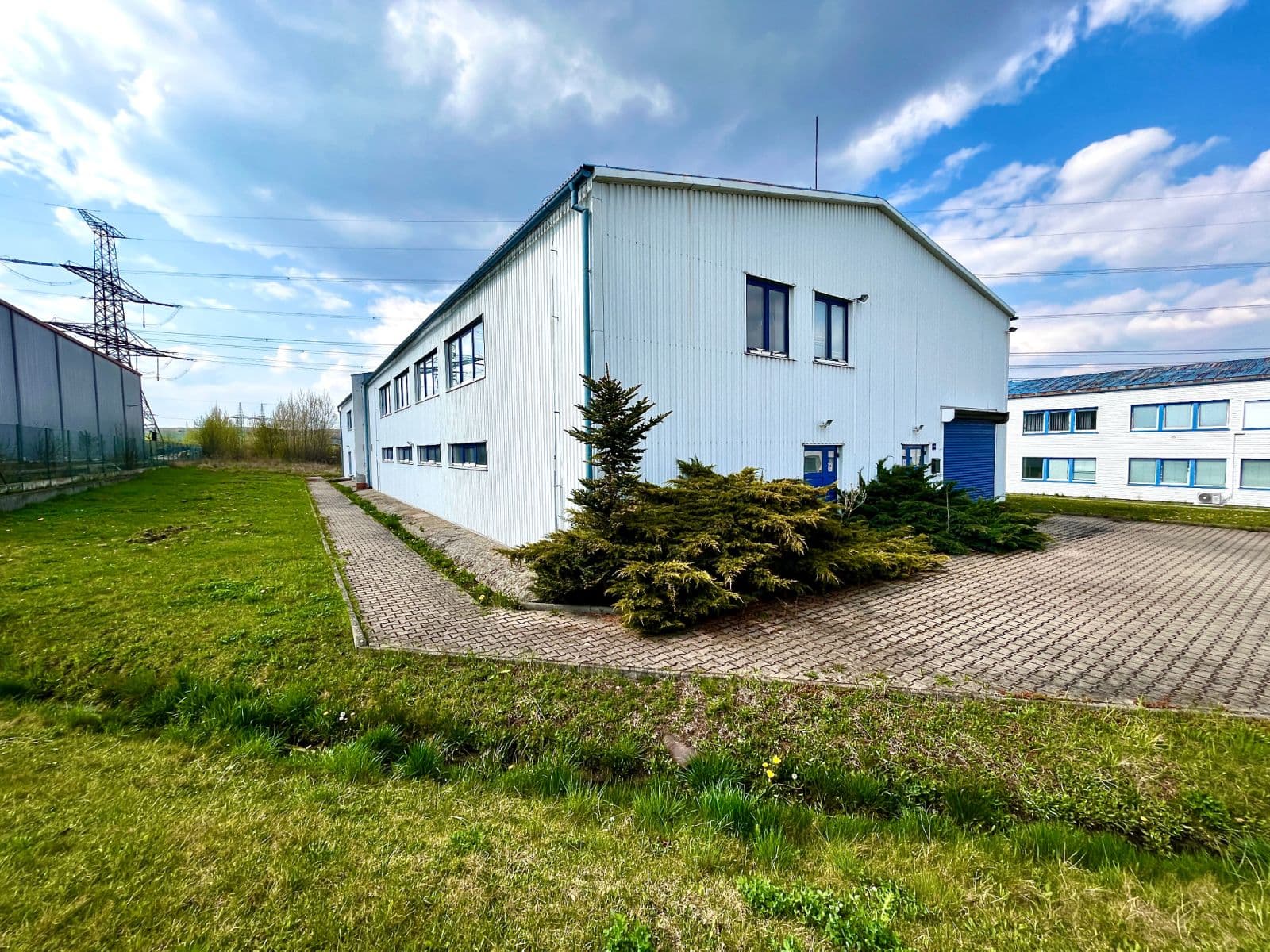 Predaj nebytového priestoru 1.403 m², Kadaň, Ústecký kraj Predaj nebytového priestoru 1.403 m², Kadaň, Ústecký kraj
