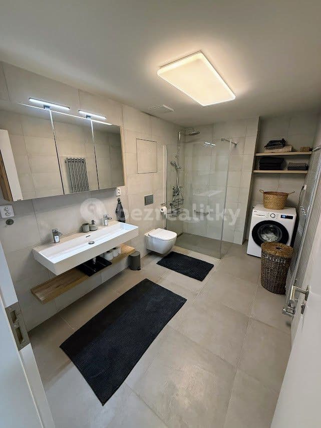 Prenájom bytu 2-izbový 54 m², Kloboučnická, Praha, Praha Prenájom bytu 2-izbový 54 m², Kloboučnická, Praha, Praha